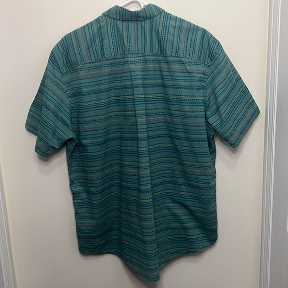 Eddie Bauer Men Classic Fit Aztec Pattern Print Button Down Shirt - Picture 4 of 13